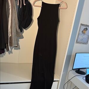 Stretchy Black Sleeveless Dress